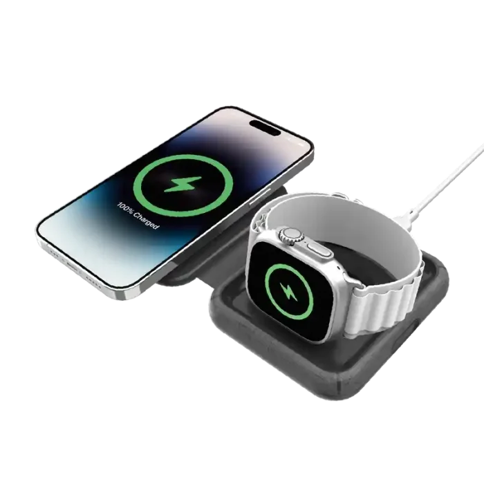 Momax UD30 Q.Mag Go charging iPhone with MagSafe compatibility