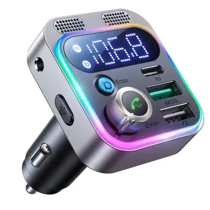 JOYROOM JR-CL16 displaying colorful LED ring