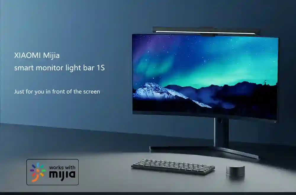 Mi Computer Monitor Light Bar 1S mounted on monitor
