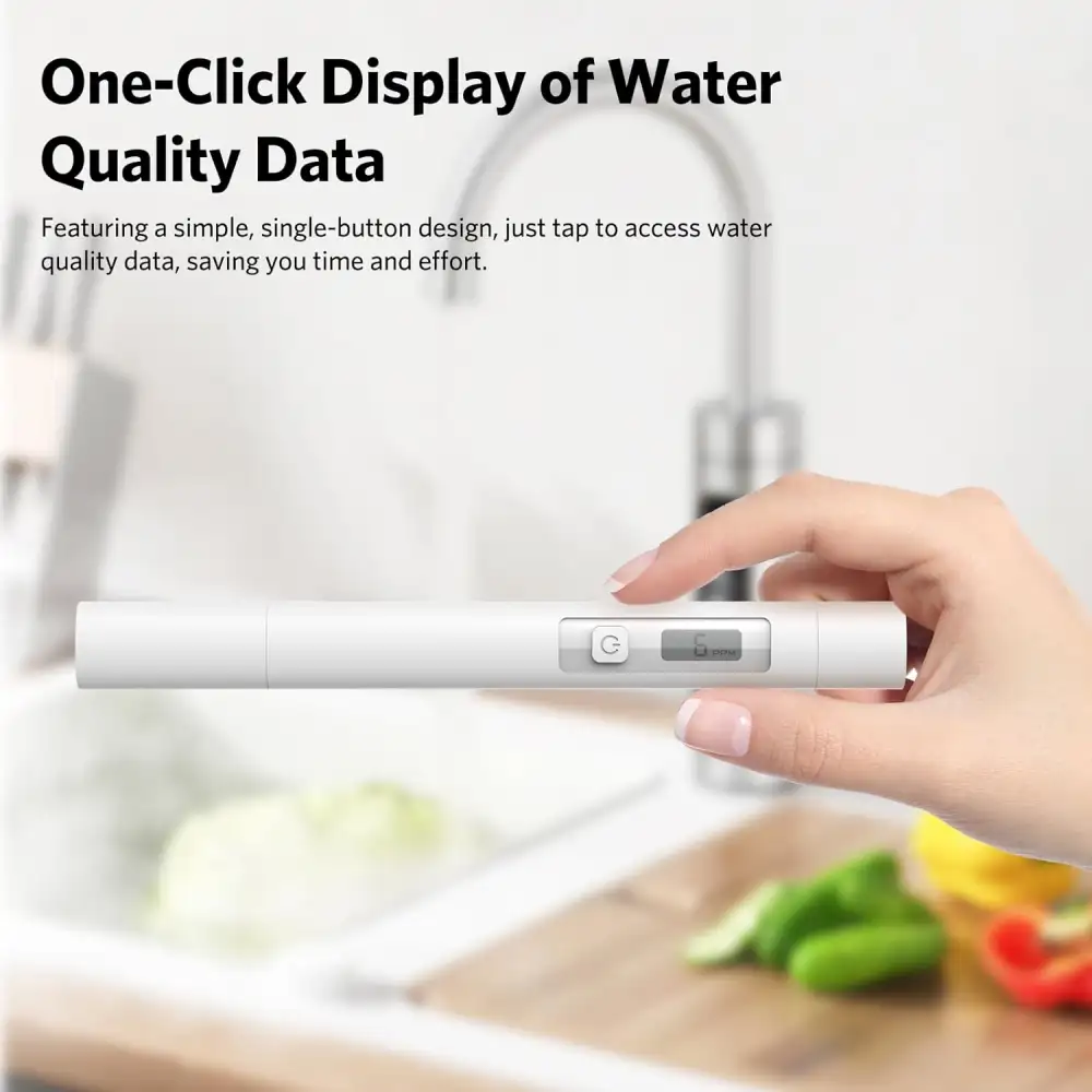 ATuMan TDS Water Test Pen checking drinking water quality