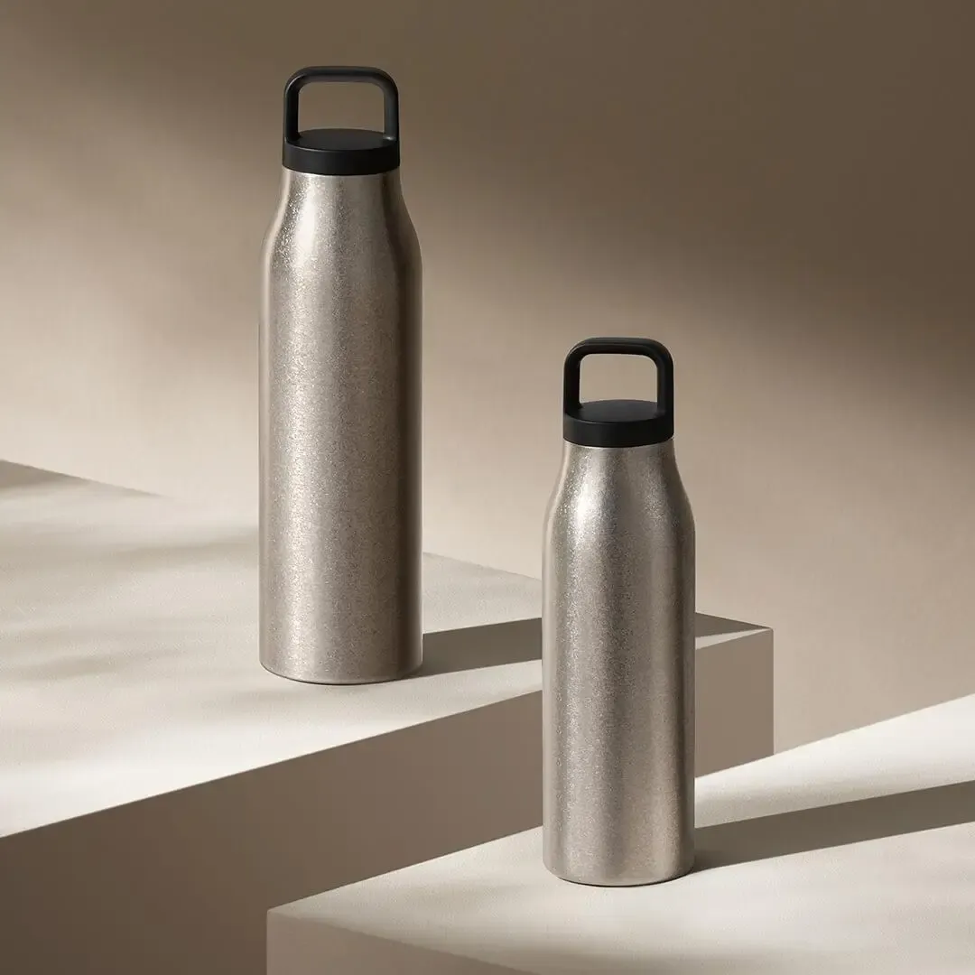 Mijia Thermos Cup Ti G showing leak-proof screw lid and premium titanium design